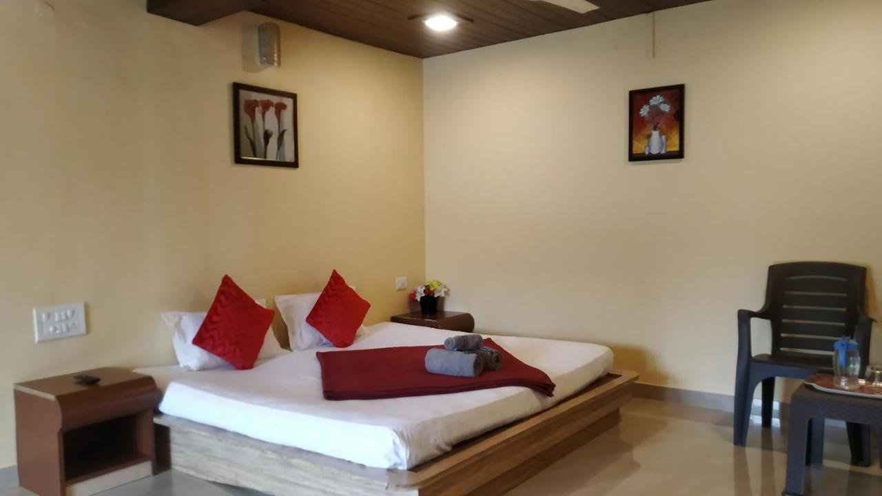 Bluebell Residency Hotel Mahābaleshwar Екстериор снимка
